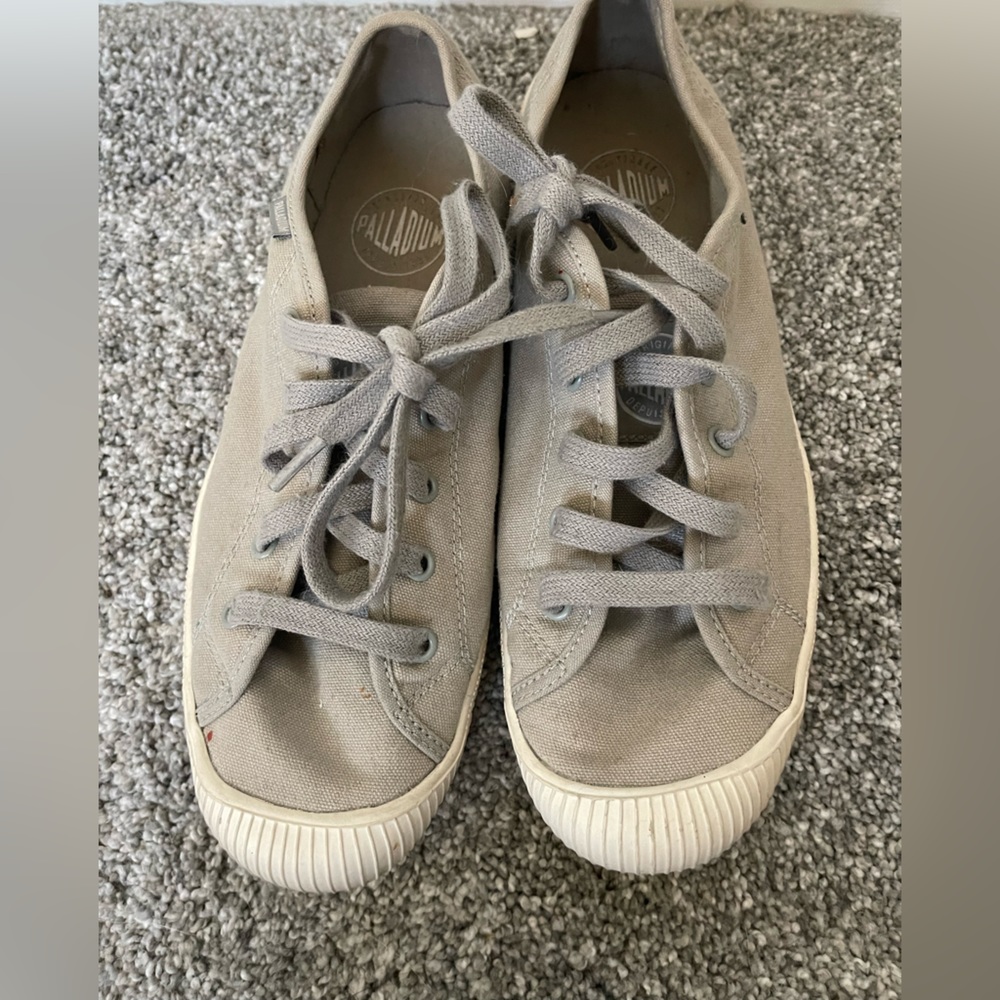 Palladium sneakers women 8.5